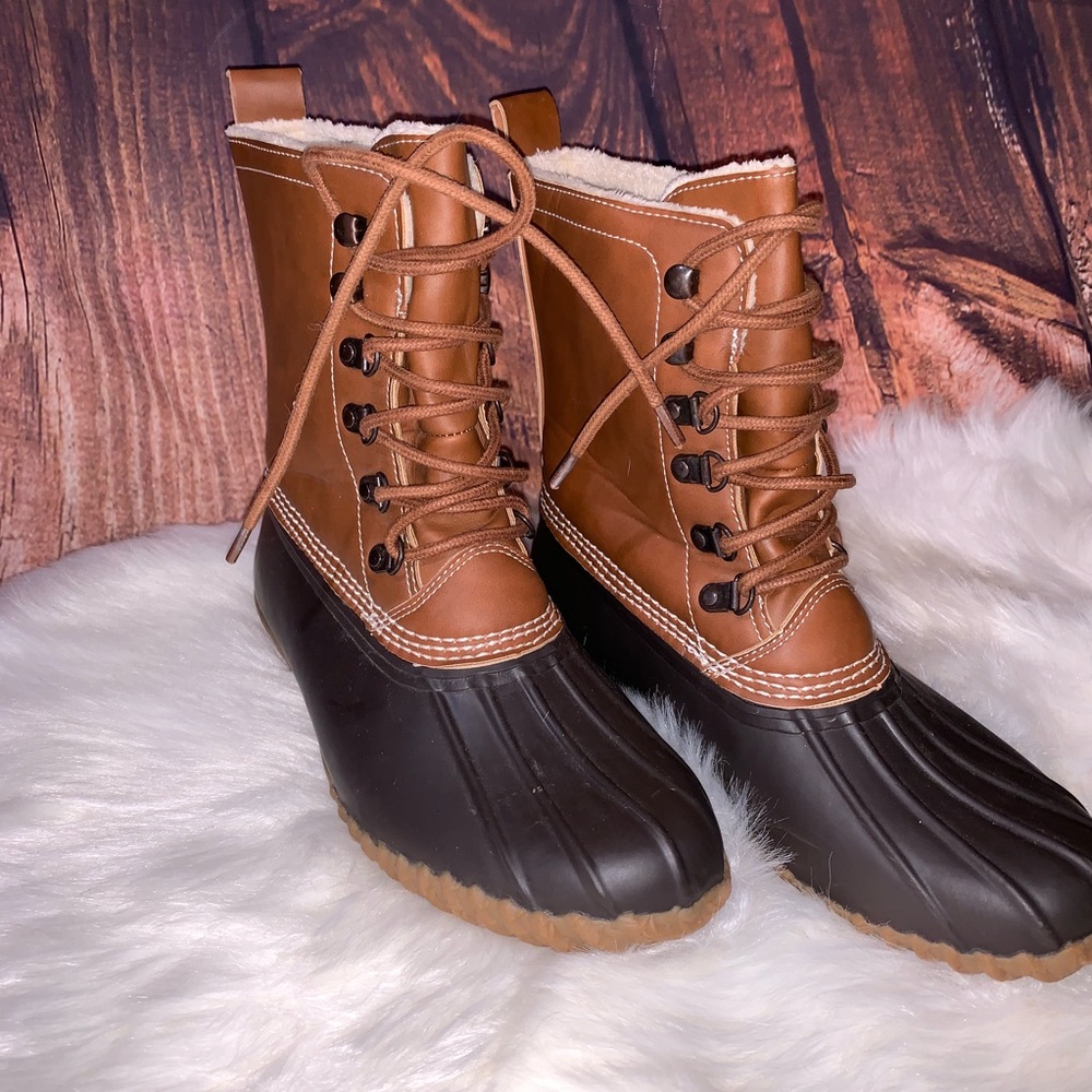 Duck Boots 🦆
